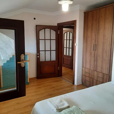 Deniz Manzarali Teras Cati Kati Trabzon