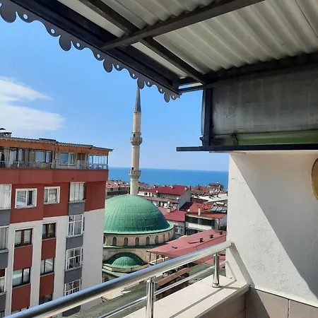 Apartment Deniz Manzarali Teras Cati Kati *