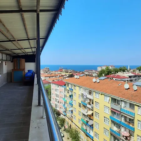 Deniz Manzarali Teras Cati Kati شقة *